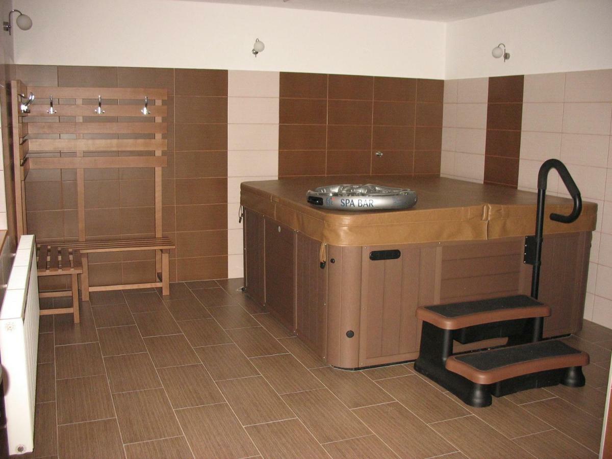 Penzion Chalupka II Spišské Podhradie Exteriör bild